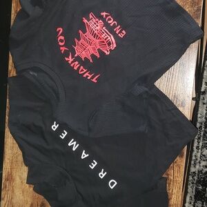 2x Black Graphic Crop Bundle